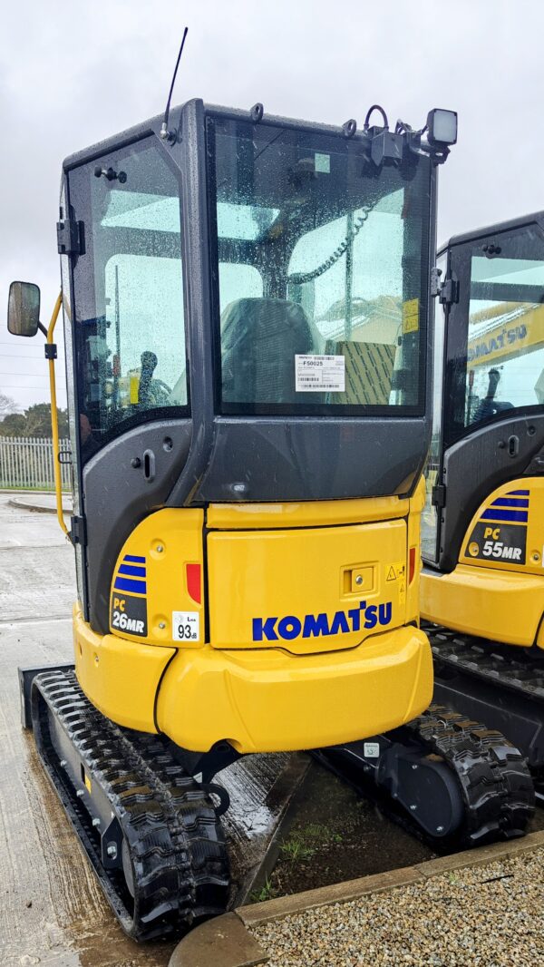 Komatsu PC26MR-5 mini excavator – Alan Snow