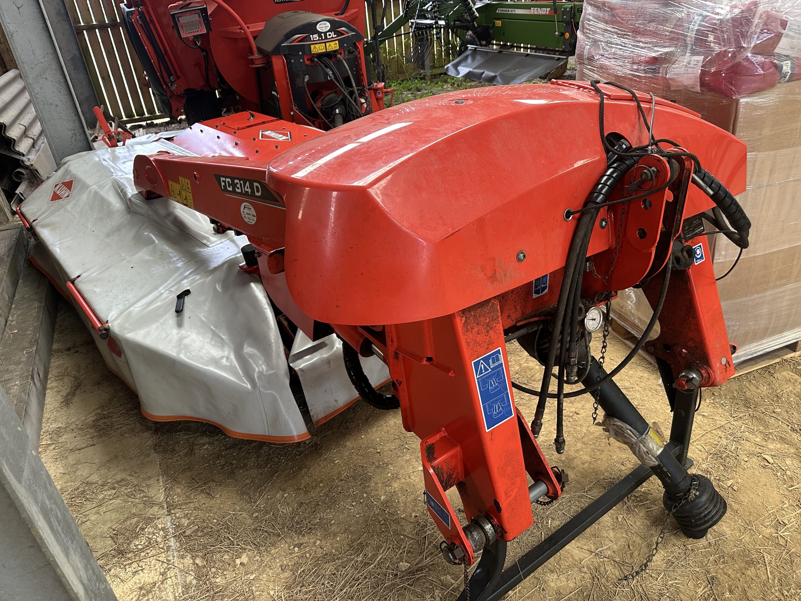 2019 Kuhn mower for sale in Tolvaddon, Camborne, Cornwall — photo 3