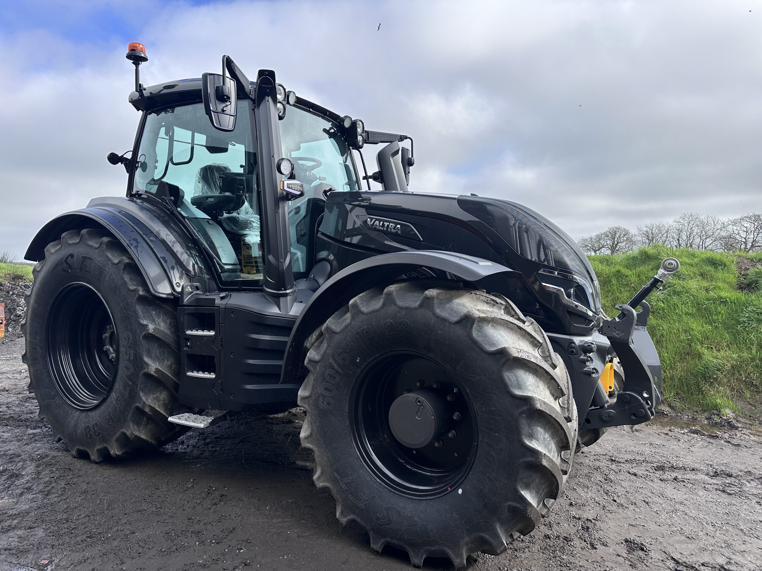 Valtra T235 Direct - NEW